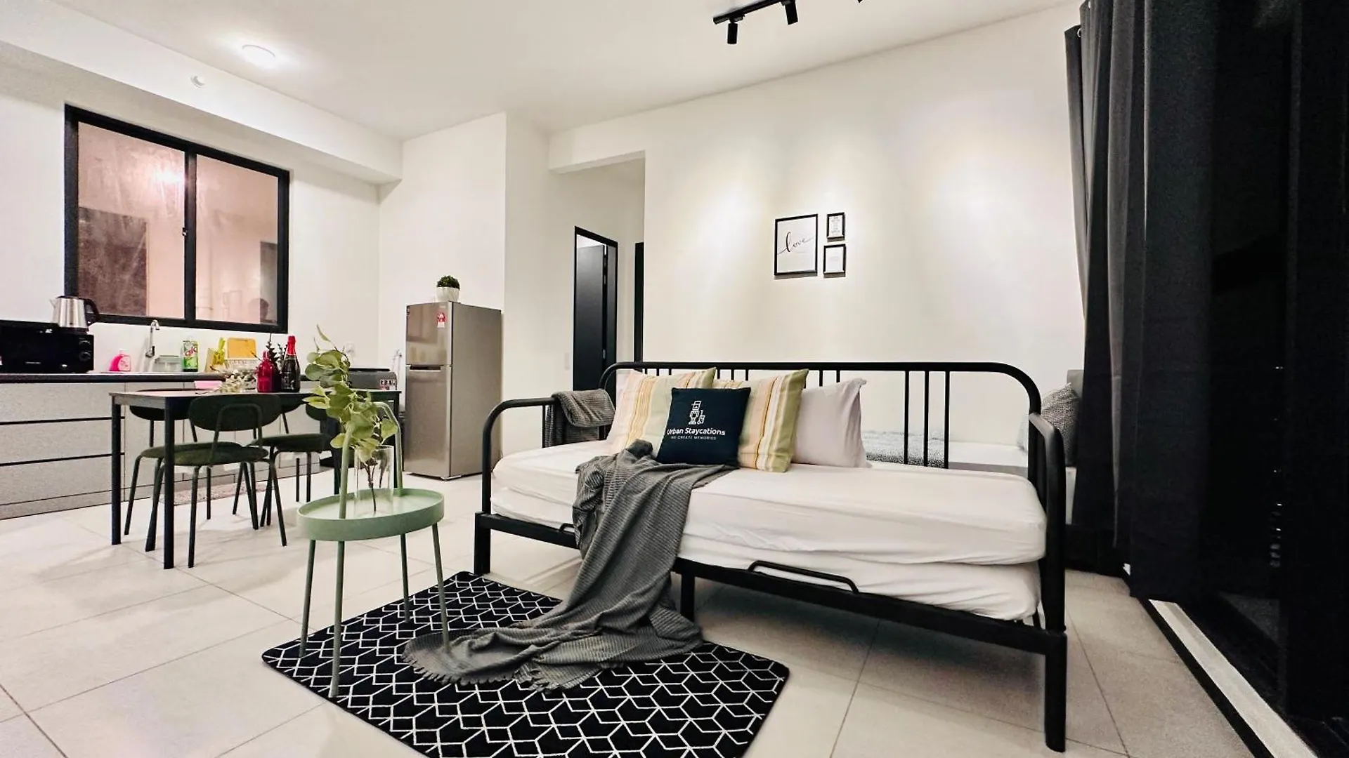 New 2Br Or 3Br Serenity Homestay At Urban Suite By Urban Staycations Lod Jelutong 아파트