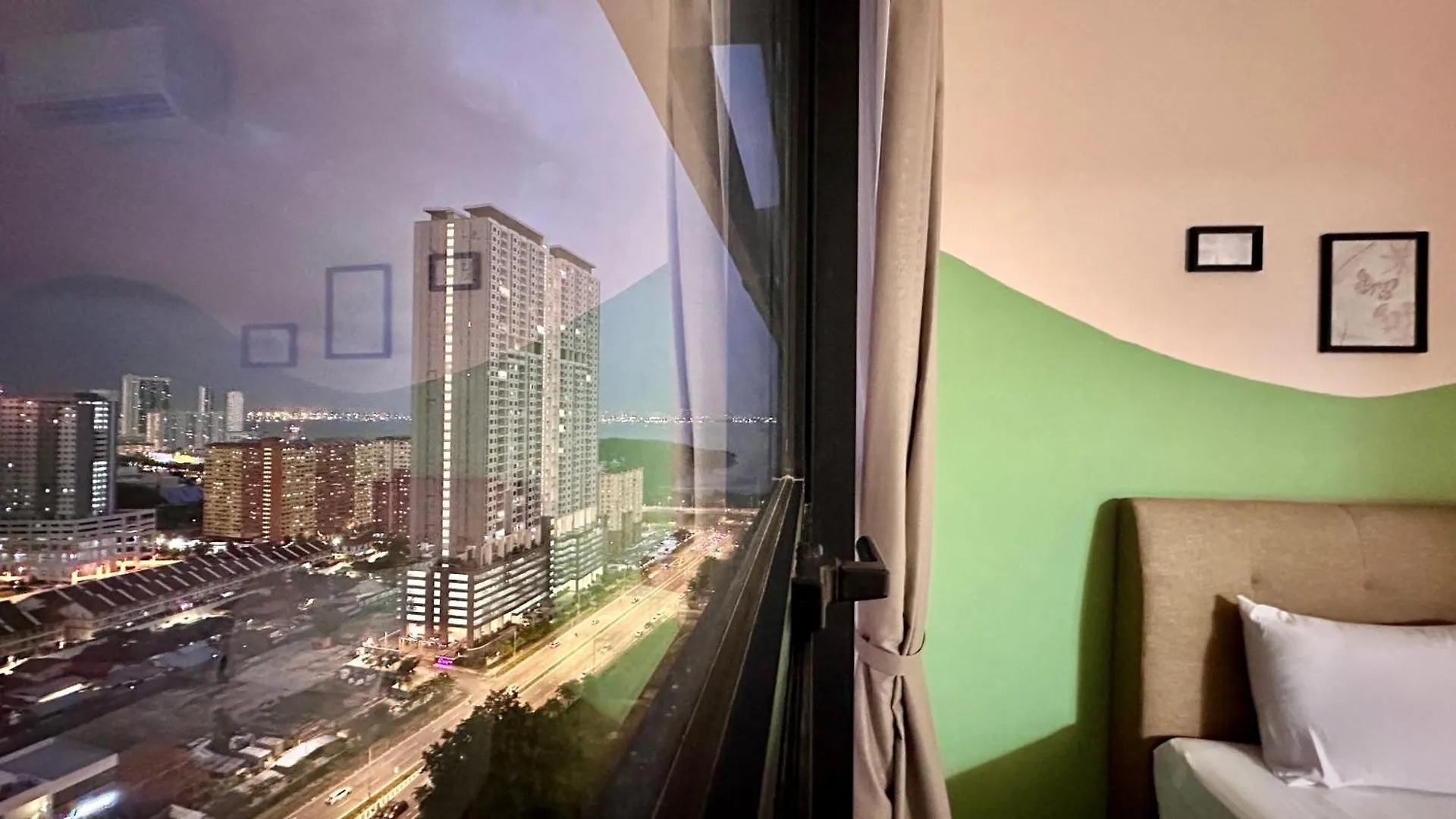 New 2Br Or 3Br Serenity Homestay At Urban Suite By Urban Staycations Lod Jelutong