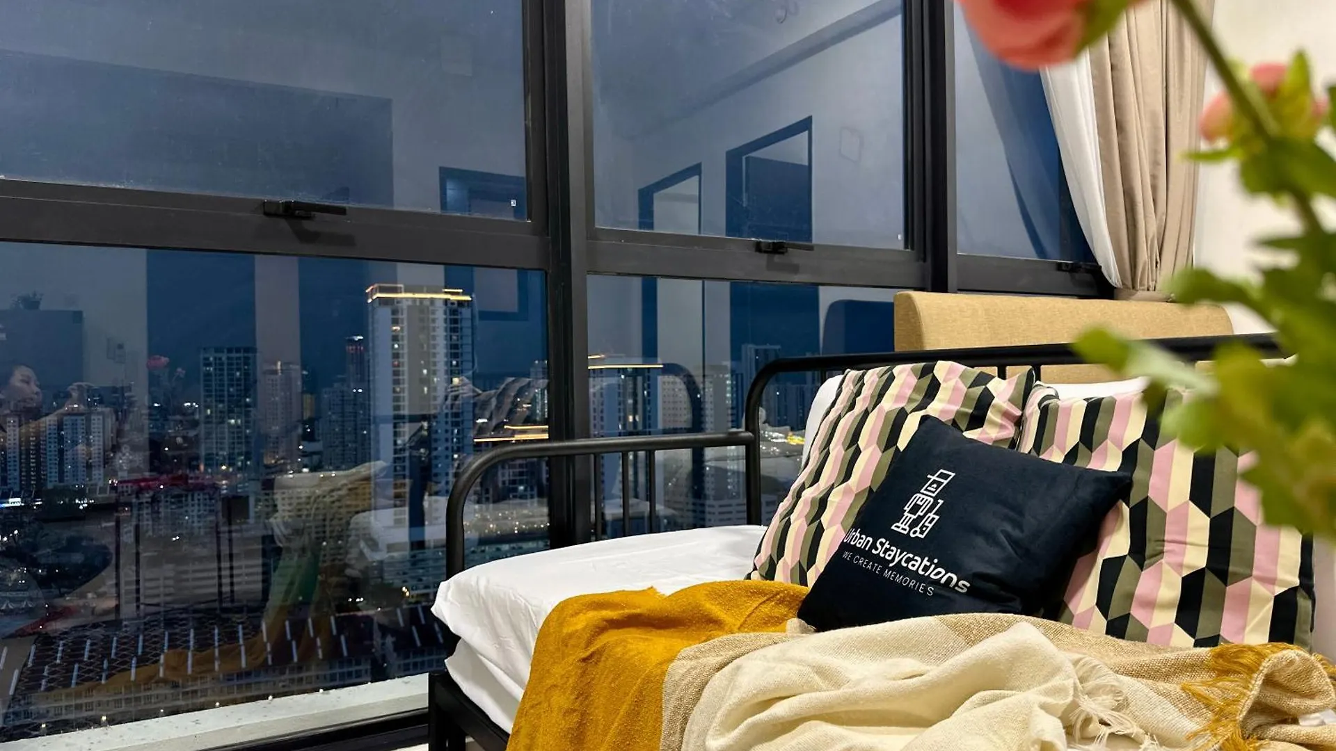 아파트 New 2Br Or 3Br Serenity Homestay At Urban Suite By Urban Staycations Lod Jelutong 말레이시아