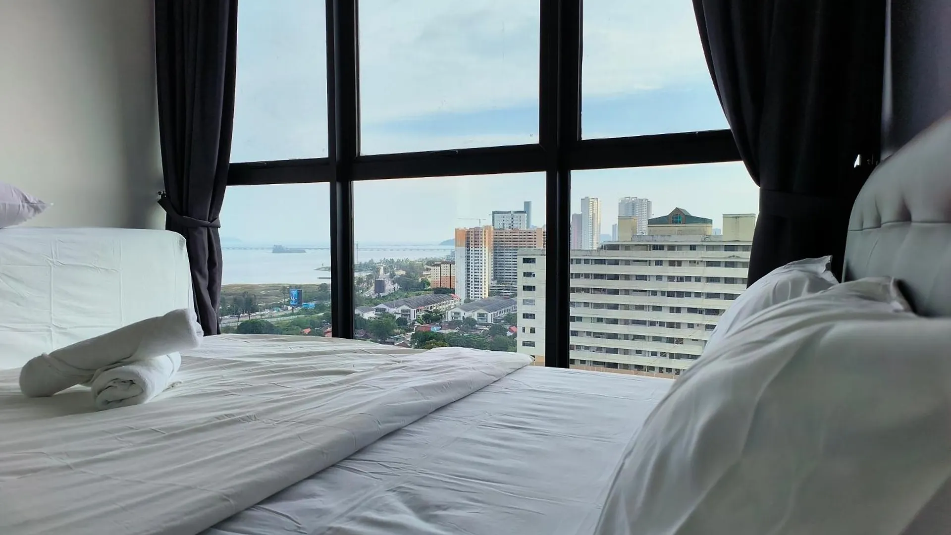 New 2Br Or 3Br Serenity Homestay At Urban Suite By Urban Staycations Lod Jelutong 0*,  말레이시아