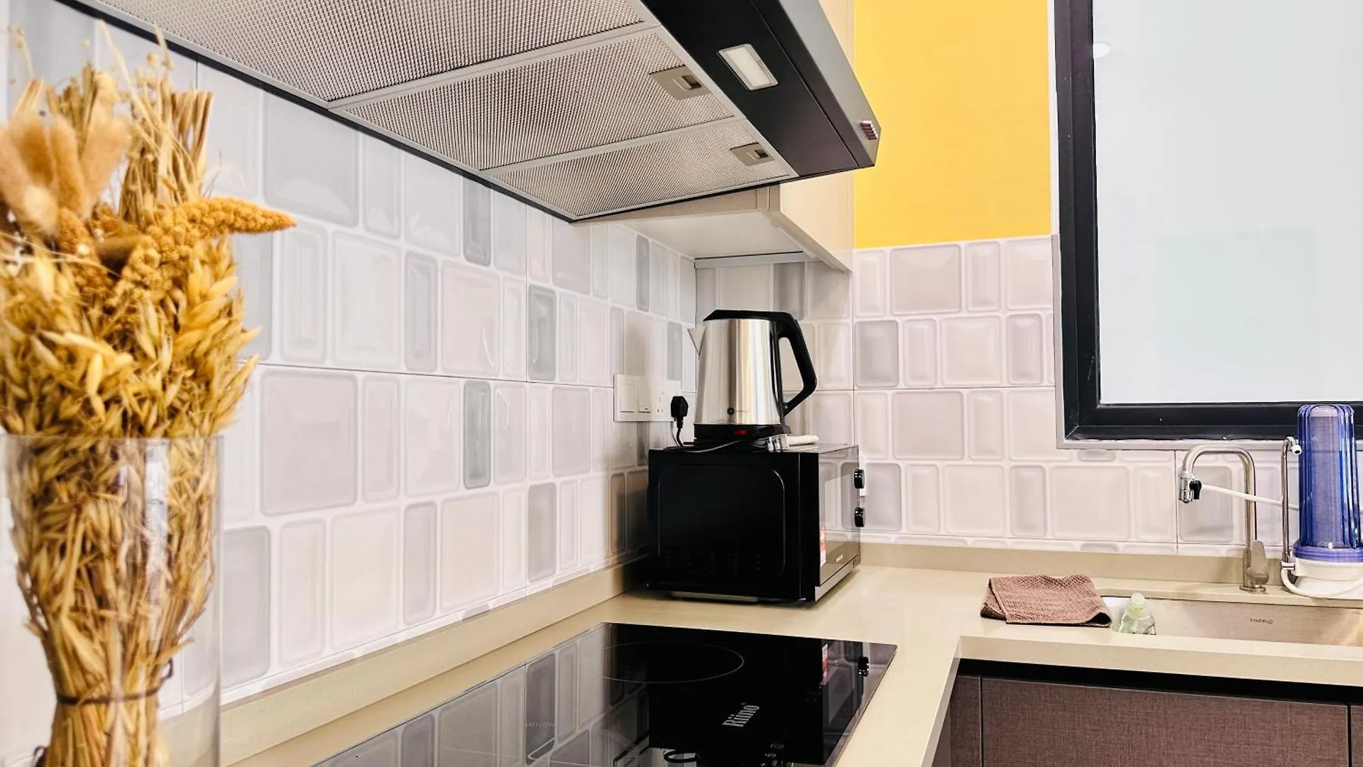New 2Br Or 3Br Serenity Homestay At Urban Suite By Urban Staycations Lod Jelutong 아파트